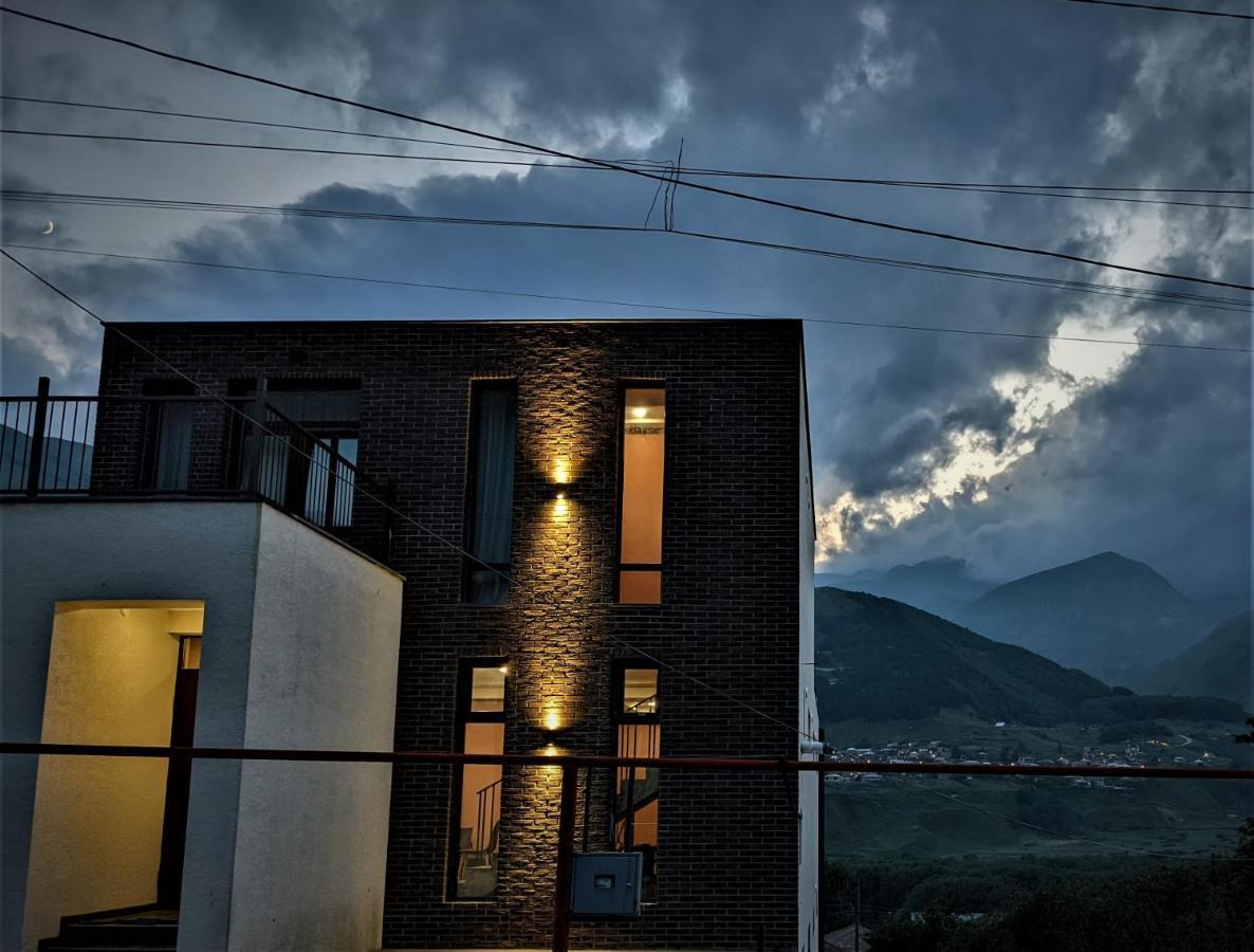 Milky Way Hotel Kazbegi Ngoại thất bức ảnh
