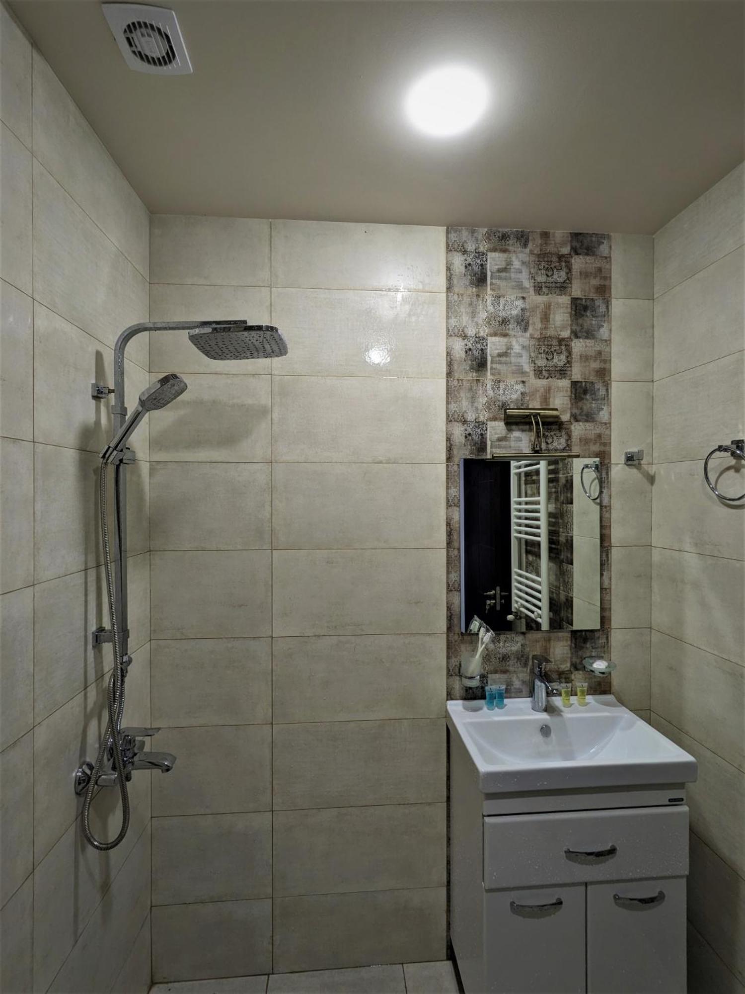 Milky Way Hotel Kazbegi Ngoại thất bức ảnh
